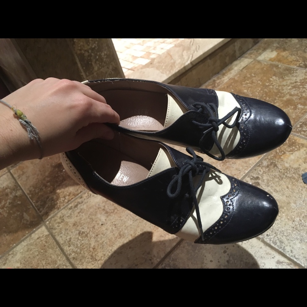 Chelsea Crew 8.5 navy blue/cream oxfords